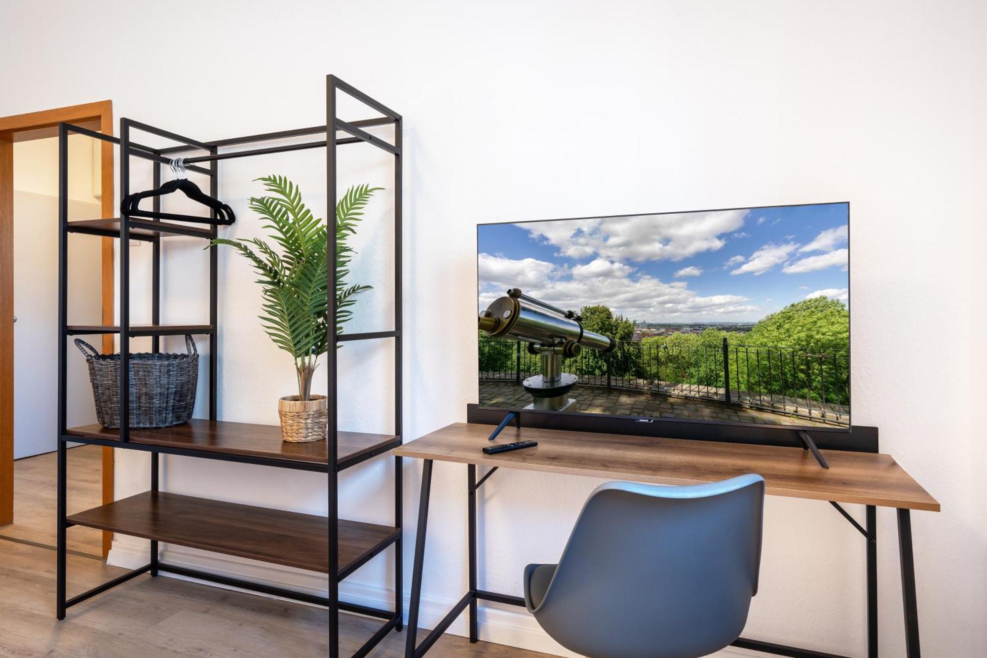 Cityapartment Wagner Mit Netlix Bielefeld Buitenkant foto
