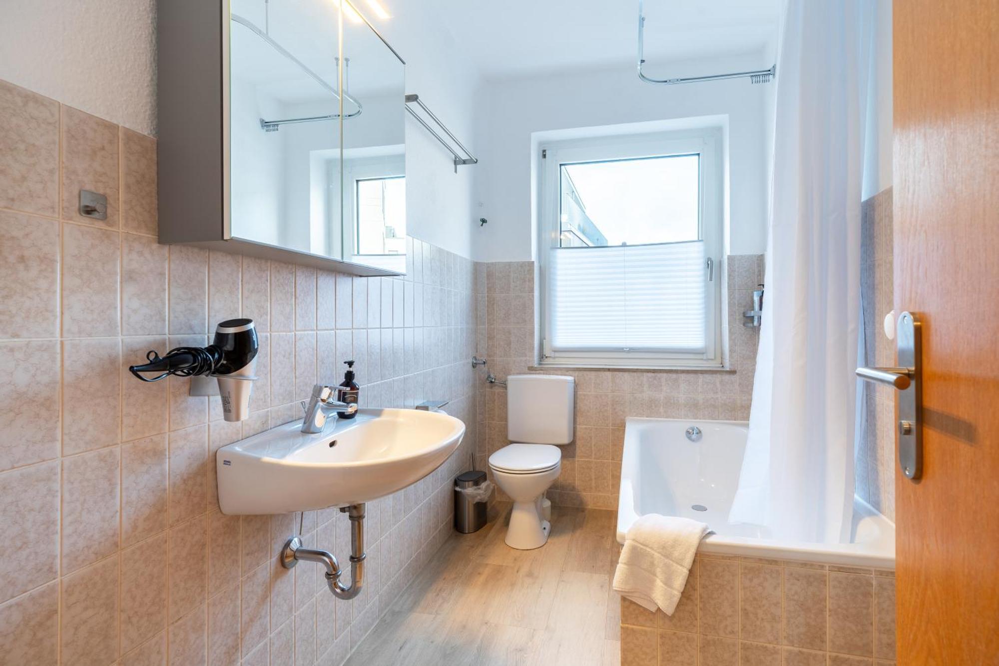 Cityapartment Wagner Mit Netlix Bielefeld Buitenkant foto