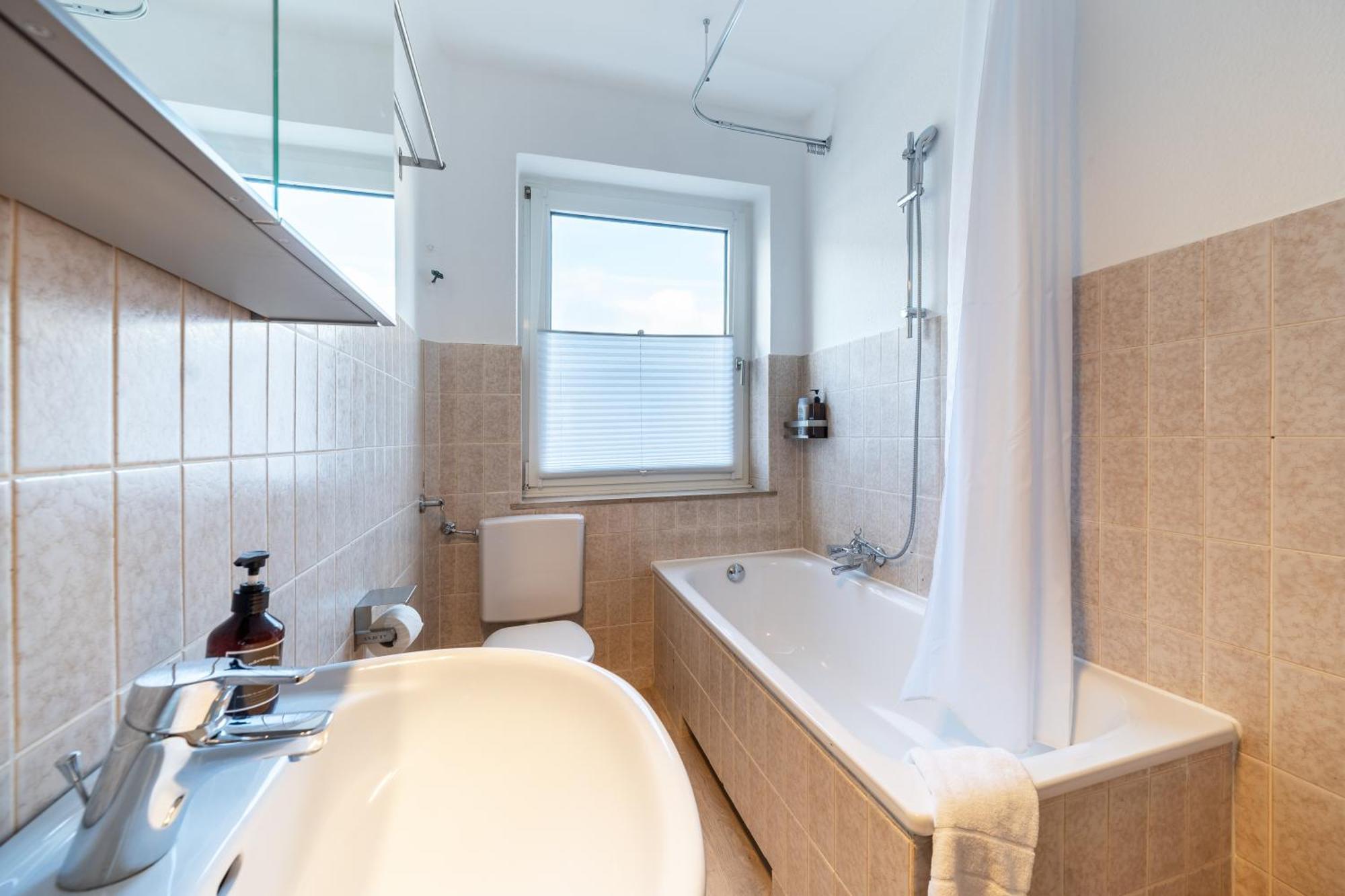 Cityapartment Wagner Mit Netlix Bielefeld Buitenkant foto