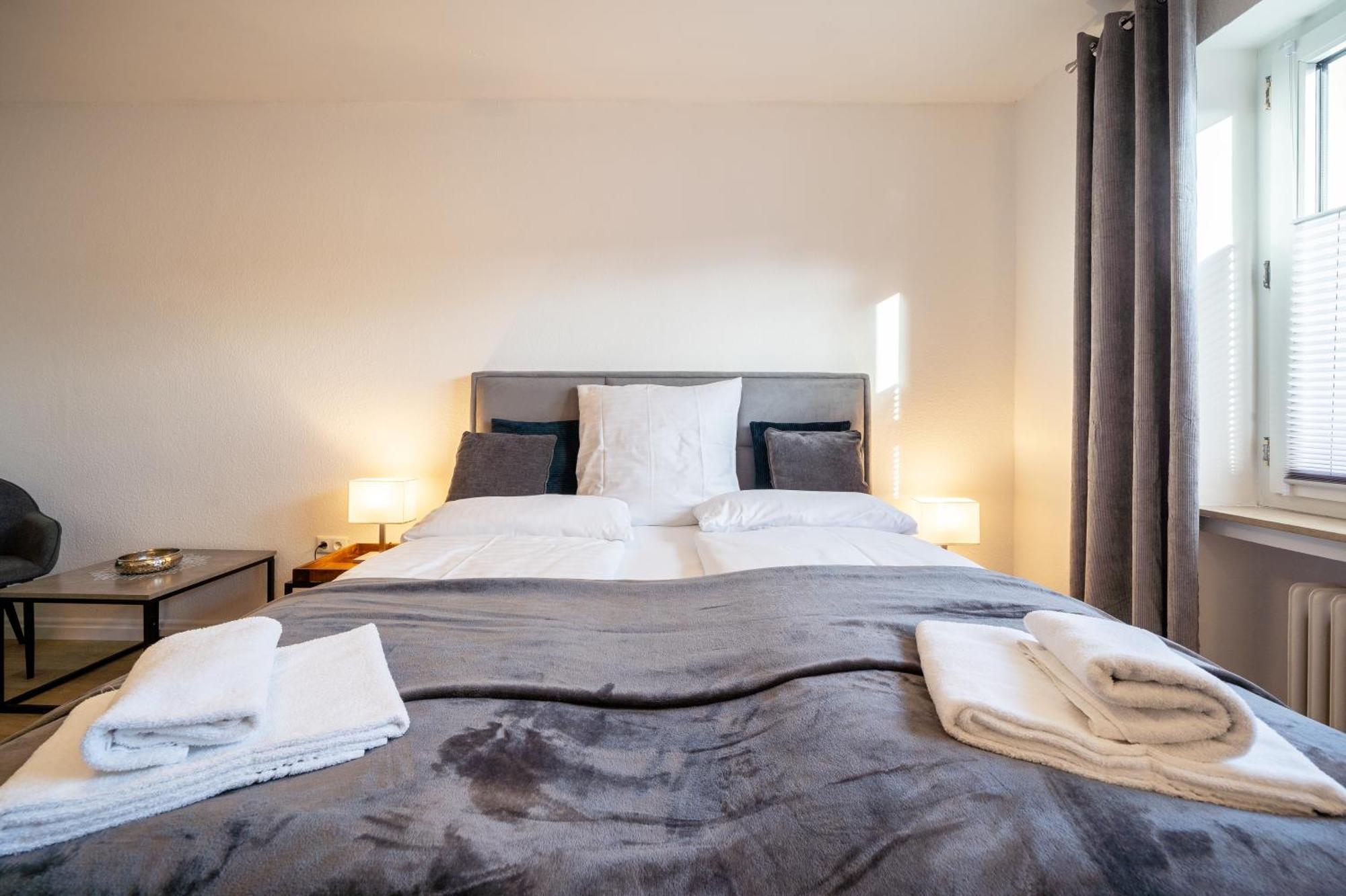 Cityapartment Wagner Mit Netlix Bielefeld Buitenkant foto